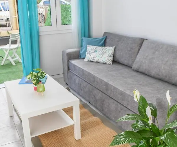 Kalimera Beach Apartments ,Town Experience Rethymno