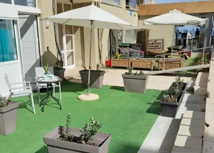 Beach Holiday Homes Apartment